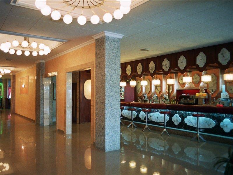 Hotel Fragata กาเลญา ภายนอก รูปภาพ