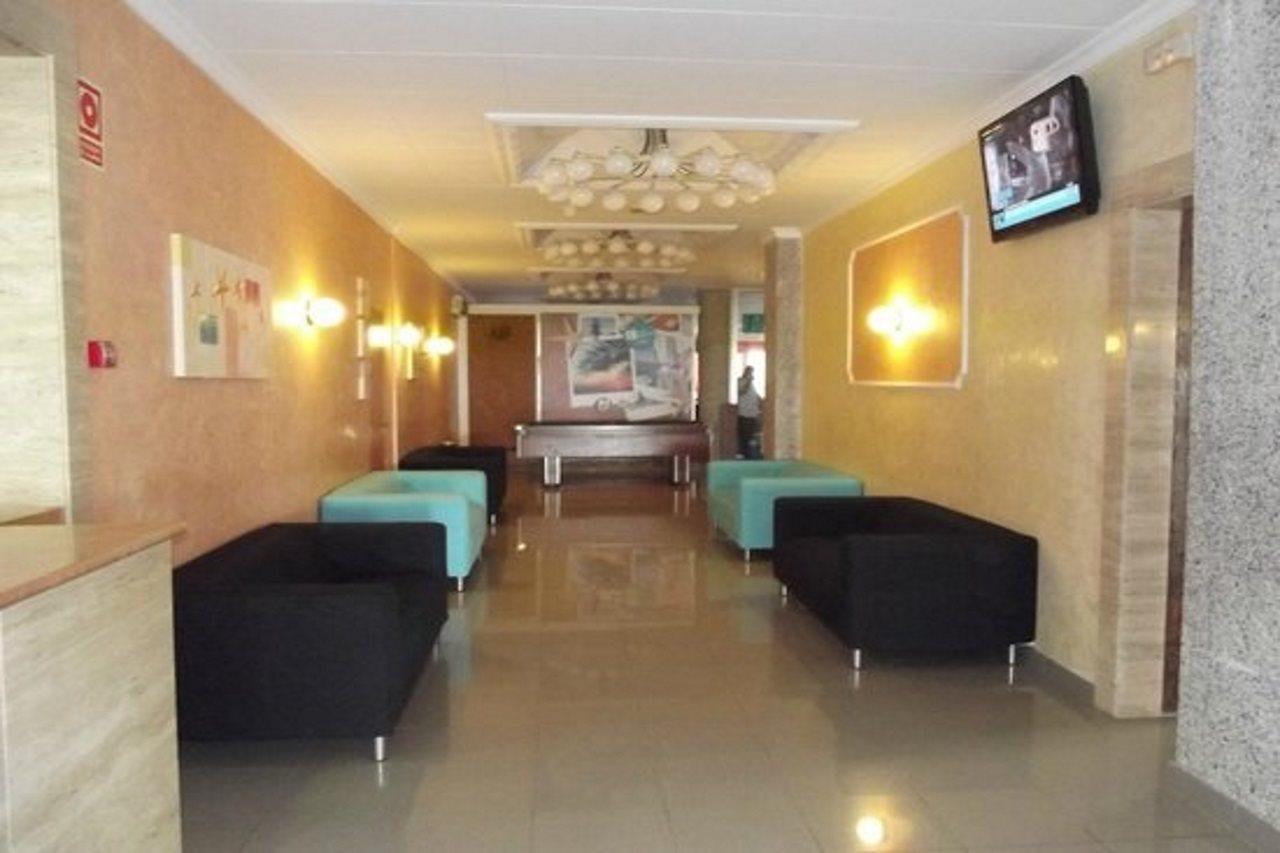 Hotel Fragata กาเลญา ภายนอก รูปภาพ